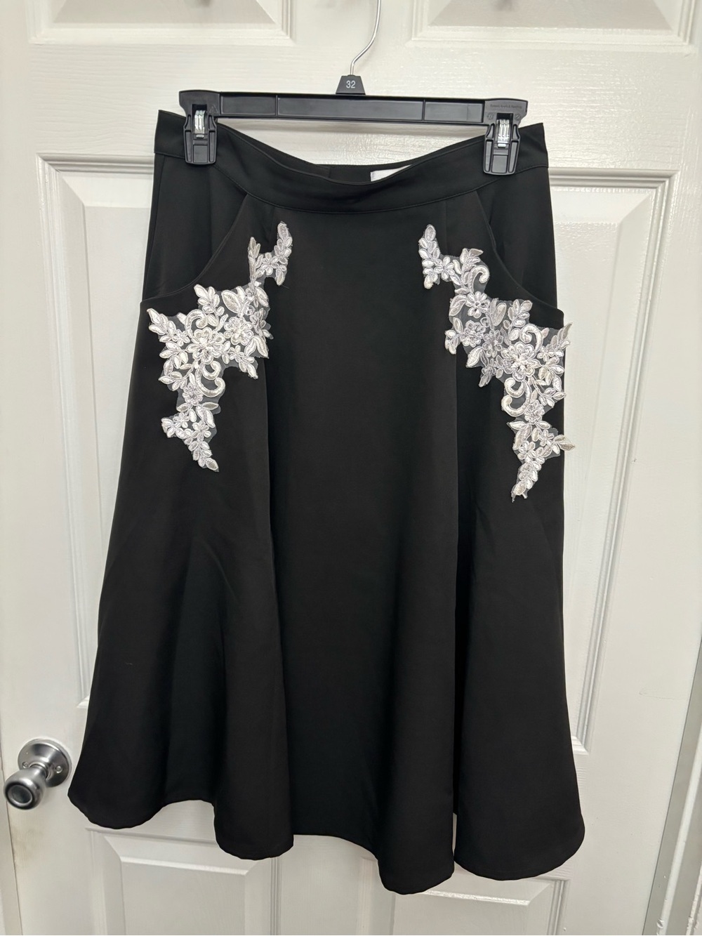 Unique Vintage Brand Black A-Line Skirt with White Lace Floral Appliqué, Sz 6/8